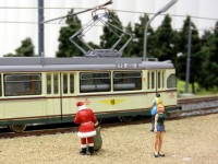 Am Sonnabend wartete der Weihnachtsmann am Abzweig nach Hellerau
