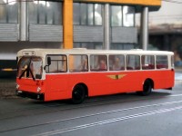 Ein neues Busmodell aus den 1990er Jahren.