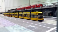 Im Original 60 Meter Straßenbahn: Zwei NGT6DD in Traktion.