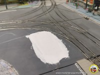 Das Loch und die Abzweigung sind zugespachtelt.