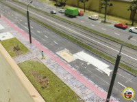 Die Spuren f&uuml;r den Fahrdraht sind gesetzt.